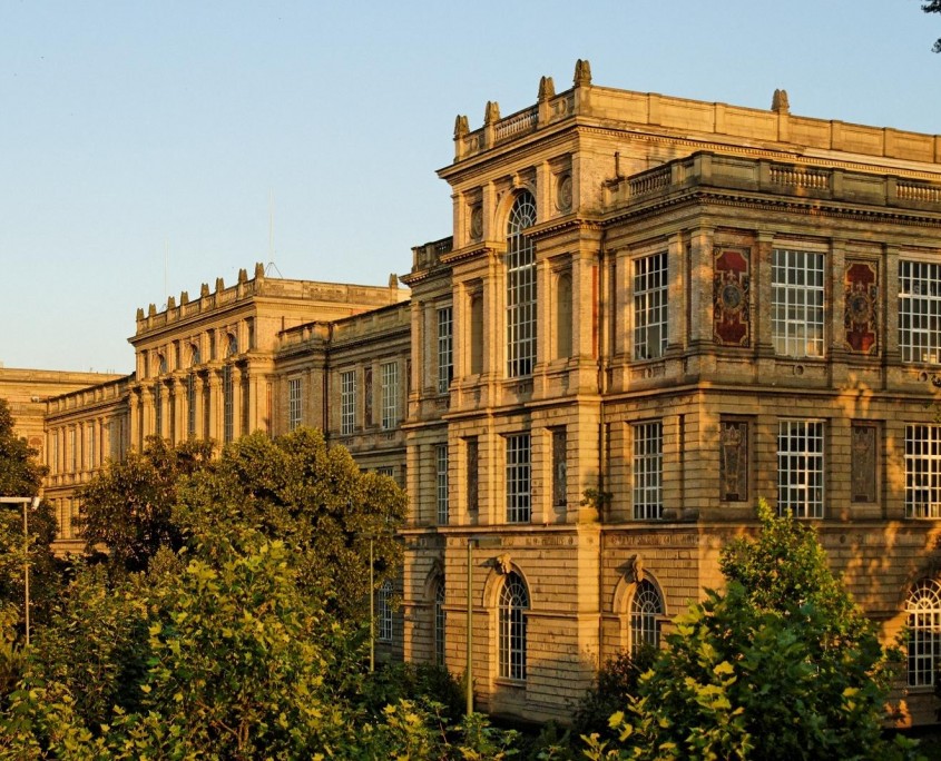 Kunstakademie_in_Duesseldorf-Altstadt,_von_Nordwesten